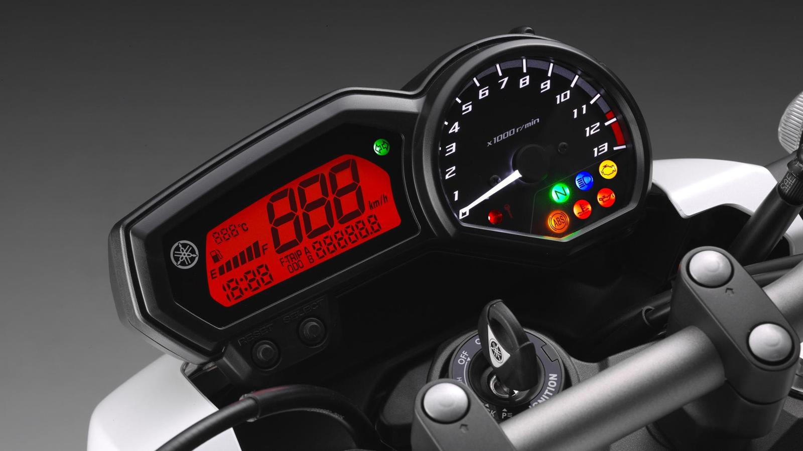 xj6_2013_40.jpg Мотоцикл Yamaha XJ6 2013