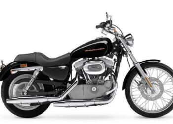 Мотоцикл Harley Davidson XL 883C Sportster Custom 2004