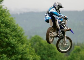 Мотоцикл Yamaha YZ 85 LW 2011