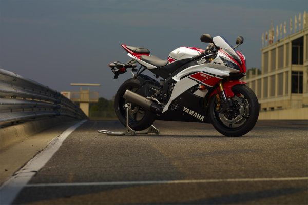 Мотоцикл Yamaha YZF-R6 2012