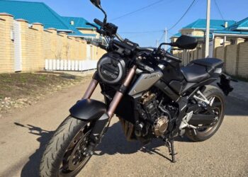 Мотоцикл Honda CB650R из Японии