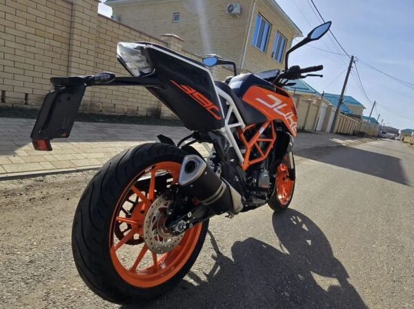 Мотоцикл Ktm Duke 390