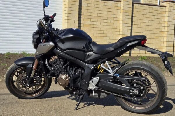 Мотоцикл Honda CB650R из Японии