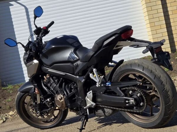 Мотоцикл Honda CB650R из Японии