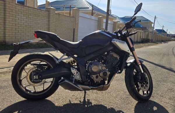Мотоцикл Honda CB650R из Японии