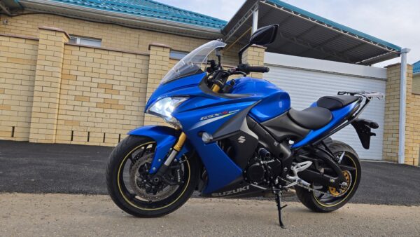 Suzuki GSX-S 1000F
