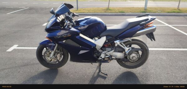 Honda VFR 800 vtec/ABS